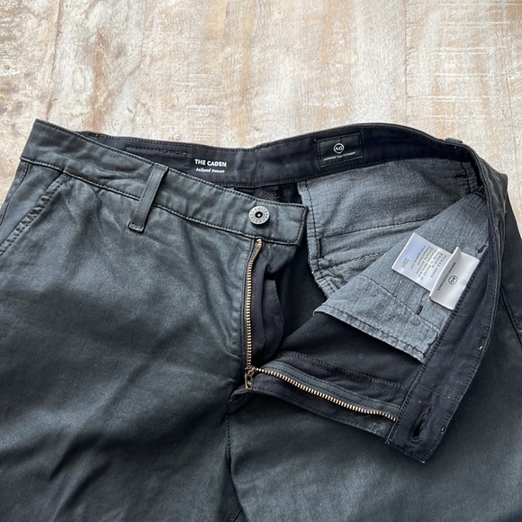 AG Jeans Caden Tailored Trouser Leatherette Jean {Ltt Lt Super Black} 29